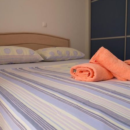 Apartment Mlinarevic Макарска Экстерьер фото